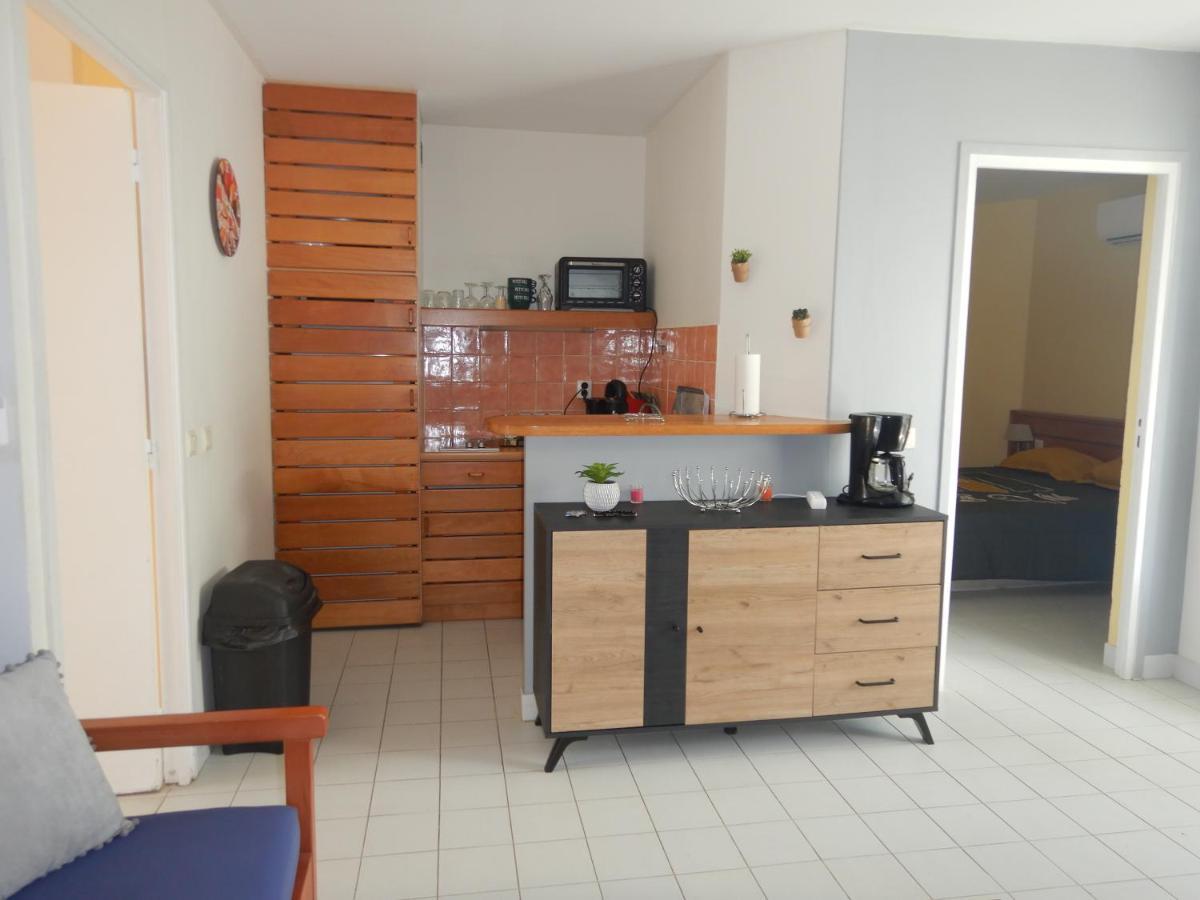 Appartement Manoneva à Saint-Francois  Extérieur photo